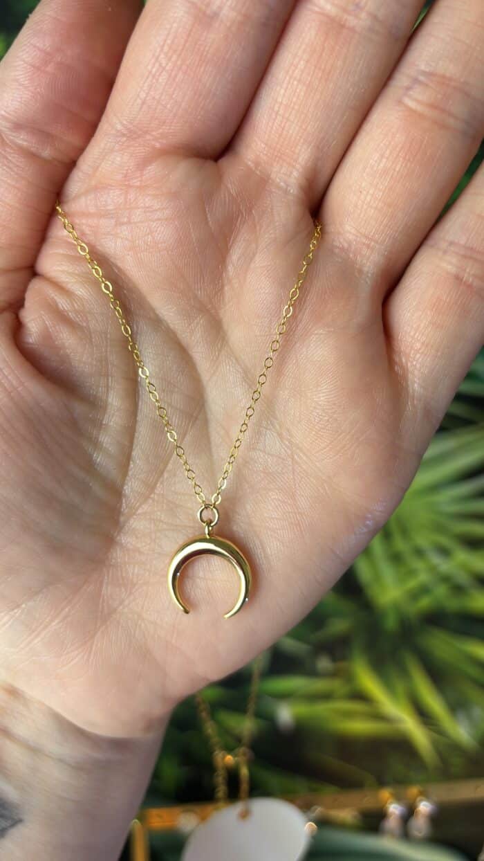 🌙 Magische Halbmond-Kette – Dein goldenes Symbol der Intuition 7 Nursesoulangel