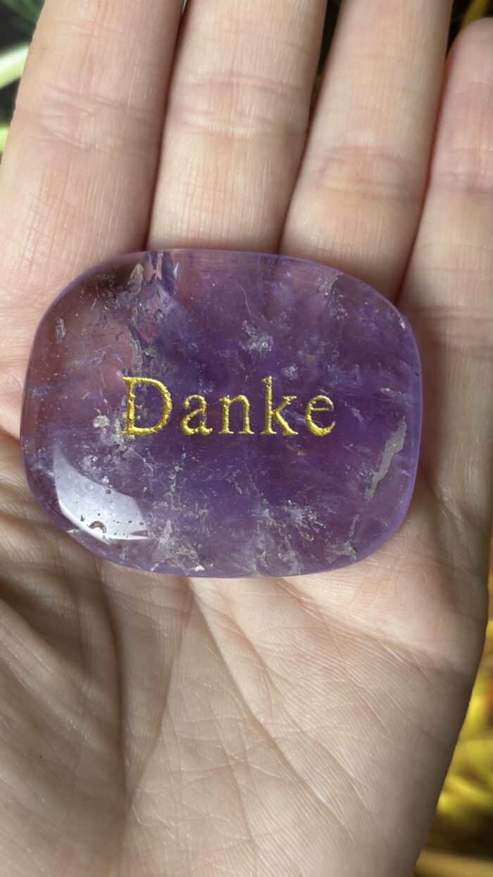 💜 Amethyst Wunsch-Erfüllungsstein – Dein magischer Begleiter für Meditation & Manifestation 2 Nursesoulangel