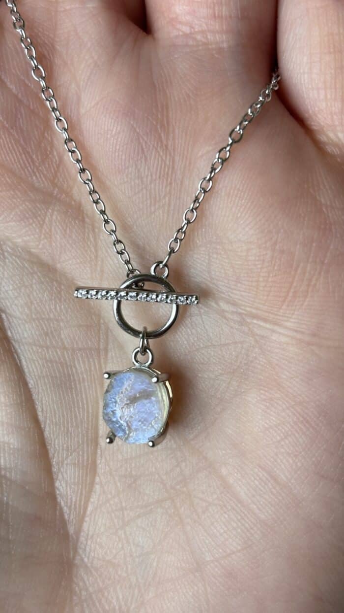 🌕 Regenbogen Mondstein-Kette aus 925er Sterlingsilber – Magie der Weiblichkeit in zarter Form 5 Nursesoulangel