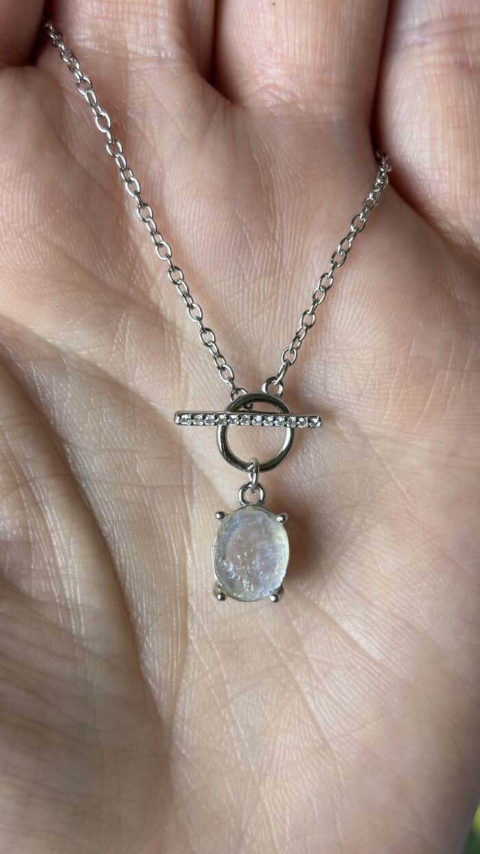 🌕 Regenbogen Mondstein-Kette aus 925er Sterlingsilber – Magie der Weiblichkeit in zarter Form 4 Nursesoulangel