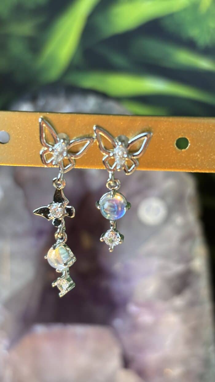 🦋 Asymmetrische Schmetterlings-Ohrringe – 925er Sterlingsilber | Kubik-Zirkonia | Leichtigkeit trifft Wandel 2 Nursesoulangel