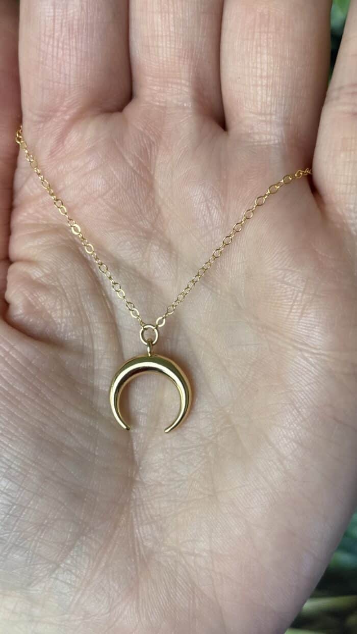 🌙 Magische Halbmond-Kette – Dein goldenes Symbol der Intuition 3 Nursesoulangel