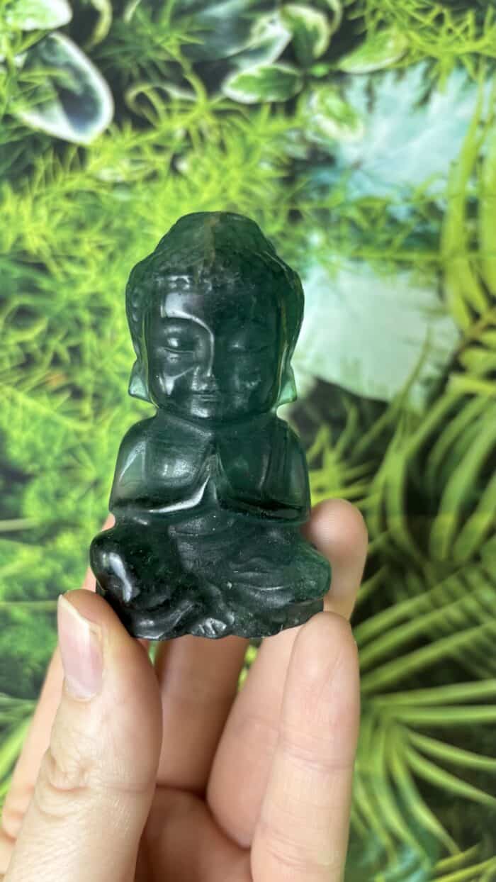 💚 Grüner Fluorit Buddha – Herzöffnung & Seelenklarheit 3 Nursesoulangel