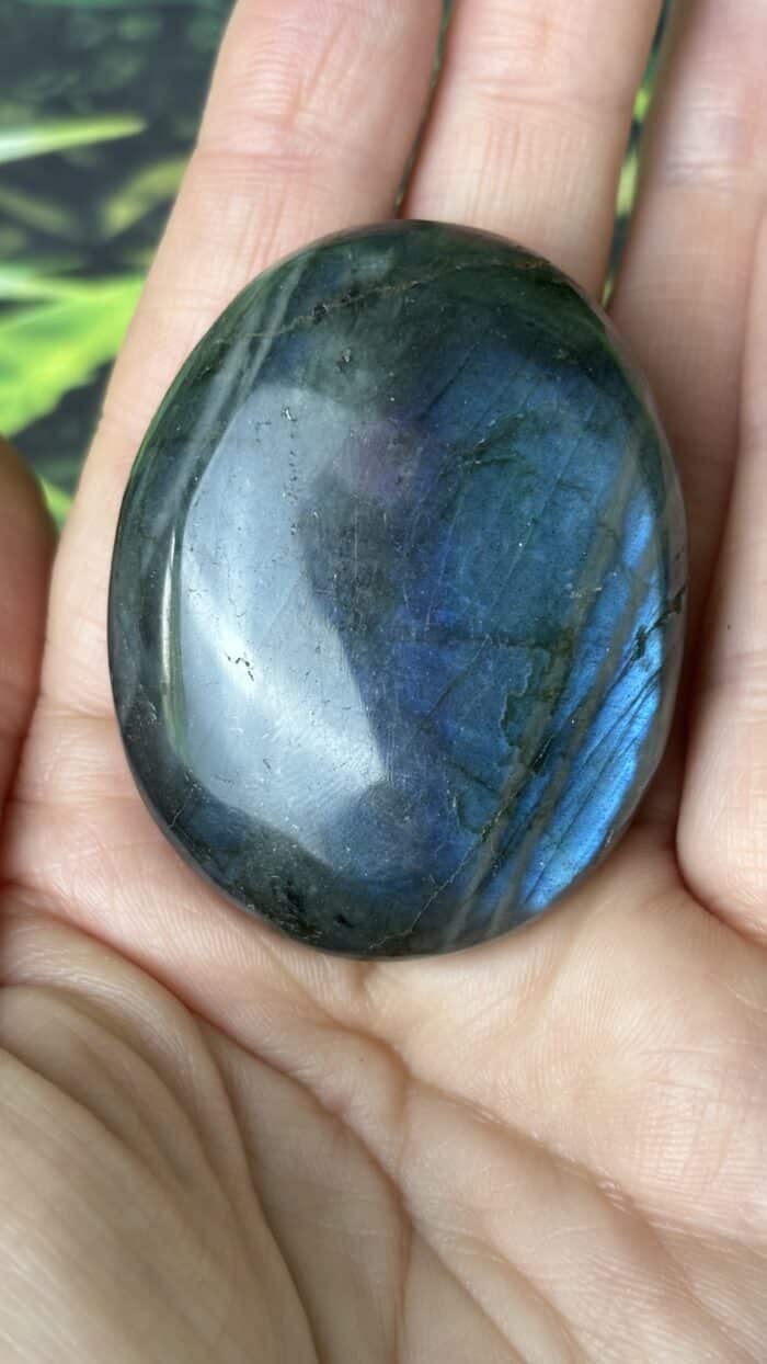🌌 Labradorit Oval mit blauem Schimmer – Intuition. Schutz. Seelenmagie. 🌌 3 Nursesoulangel