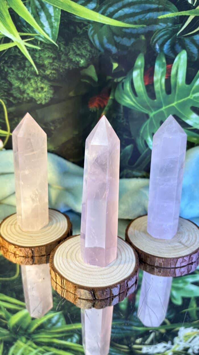 🌸 Rosenquarz Obelisk – Dein Herzöffner aus Stein 💗 7 Nursesoulangel