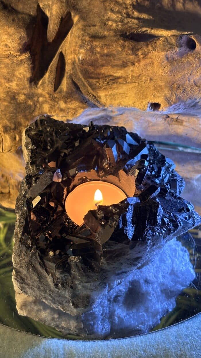 🕯️ Magischer Amethyst Teelichthalter – schwarz beschichtet – Bild 1