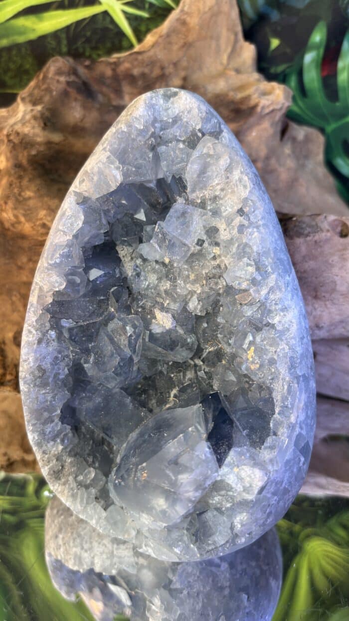 🩵 Magisches Blauer Coelestin Kristall-Ei – Bild 6