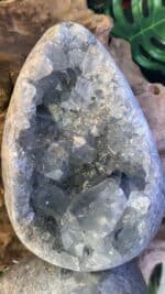 🩵 Magisches Blauer Coelestin Kristall-Ei – Bild 8