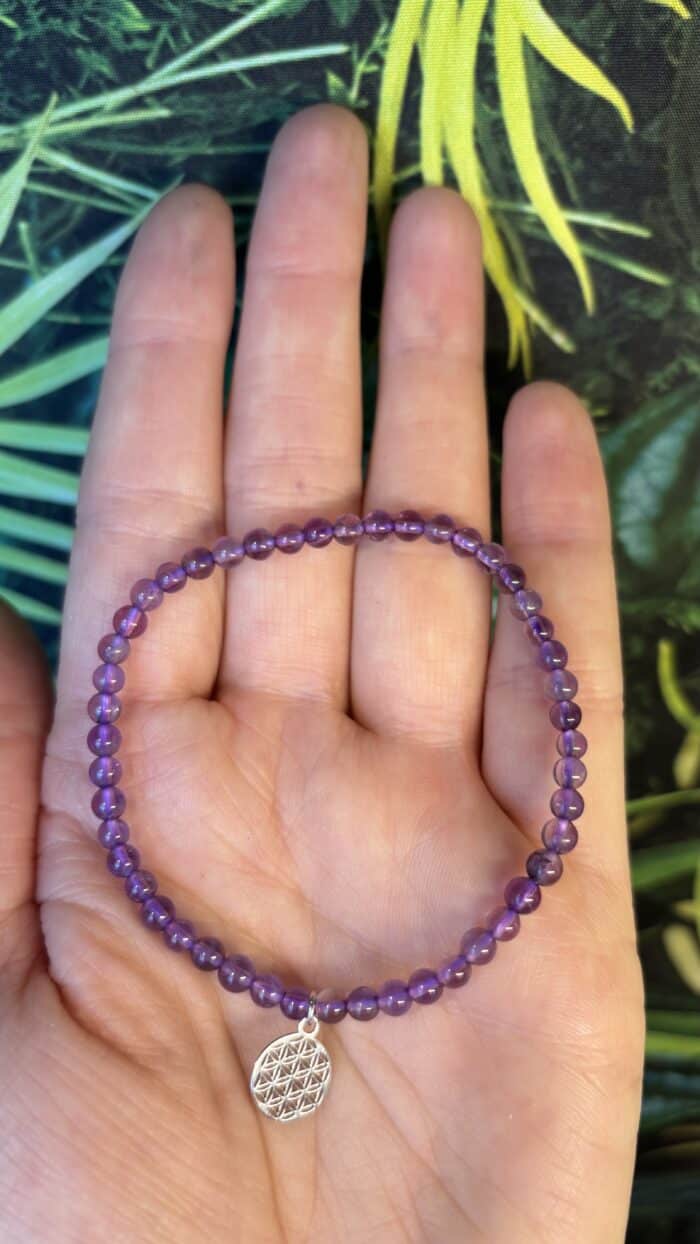 💜 Handgefertigtes Amethyst Armband mit versilbertem Element „Blume des Lebens“ – 9 cm – Bild 2
