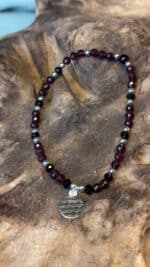 ❤️‍🔥 Facettiertes Granat-Turmalin Schutzarmband Handgefertigt – Bild 10