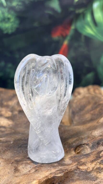 ✨🤍✨ Bergkristall Schutzengel – Reinheit, Klarheit & göttlicher Schutz in seiner höchsten Form