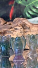 ✨🌈💜 Regenbogen-Fluorit Engel – Klarheit, Schutz & Seelenharmonie in einem einzigen Lichtwesen – Bild 8