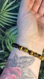 Tigerauge Armband mit Hämatin & gravierter Jadekugel – Mut, Schutz & innere Stärke 🐅✨ – Bild 4
